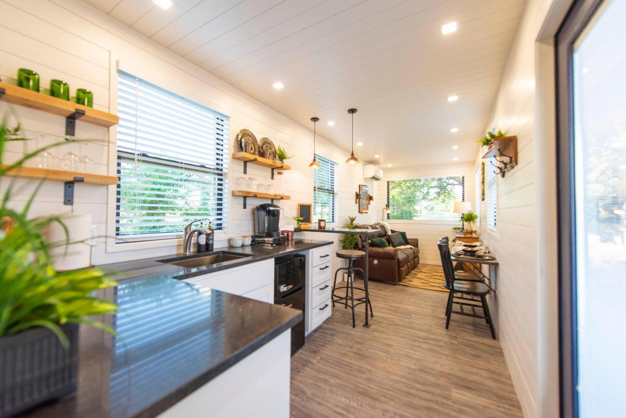 The Woods- Container Tiny House 12 Min To Magnolia/Baylor/Downtown Bellmead Exterior foto